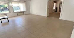 CASA CATEGORIA LATERAL ACCESO CERCANIA SHOPPING CASA CATEGORIA LATERAL ACCESO CERCANIA SHOPPING