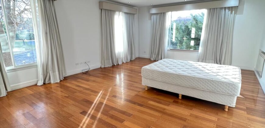 CASA CATEGORIA LATERAL ACCESO CERCANIA SHOPPING CASA CATEGORIA LATERAL ACCESO CERCANIA SHOPPING