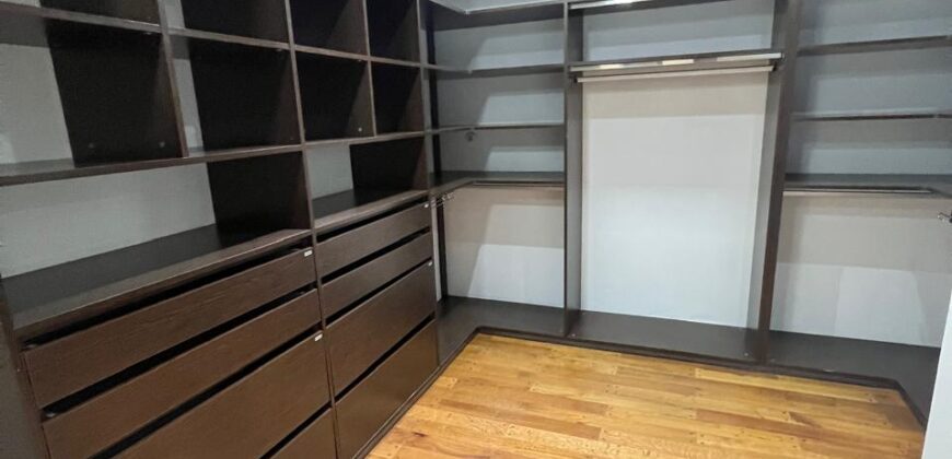 CASA CATEGORIA LATERAL ACCESO CERCANIA SHOPPING CASA CATEGORIA LATERAL ACCESO CERCANIA SHOPPING