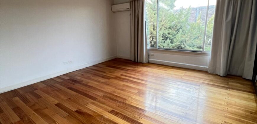 CASA CATEGORIA LATERAL ACCESO CERCANIA SHOPPING CASA CATEGORIA LATERAL ACCESO CERCANIA SHOPPING