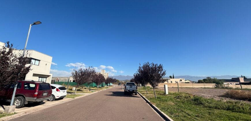 LOTE BARRIO TIERRAS ALTAS