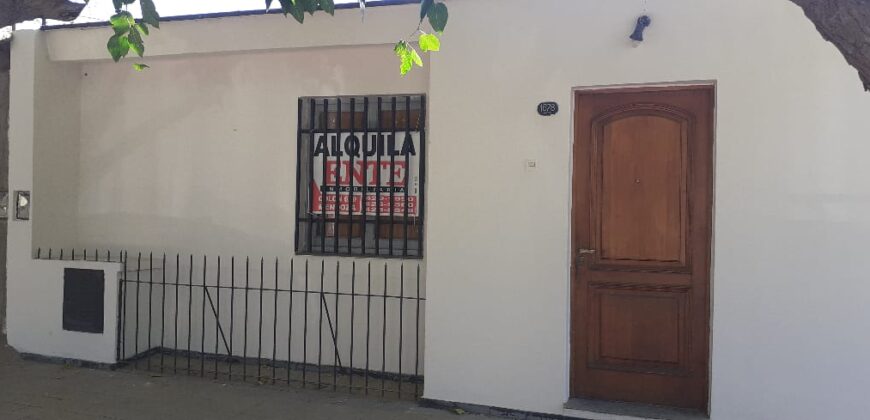 CASA LAS HERAS SOBRE CALLE CATAMARCA