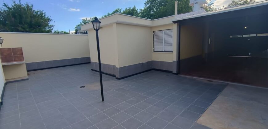 BARRIO CEMENTISTA 2, JACARANDA CASI BOMBAL