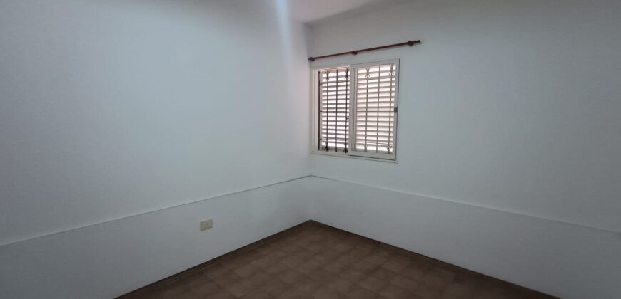 BARRIO CEMENTISTA 2, JACARANDA CASI BOMBAL